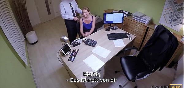 LOAN4K. Die arme Studentin weiß, wie sie mit all ihren Geldproblemen umgeht